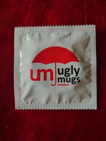 Condoom uglymugs